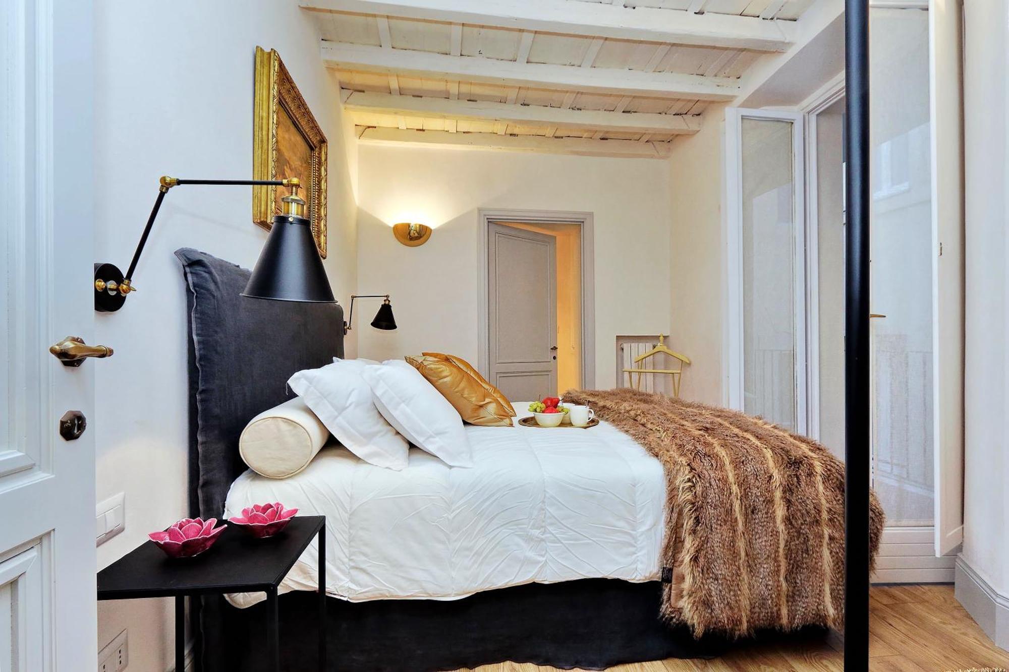 Luxury Charme Between Pantheon And Spanish Steps Rome Extérieur photo